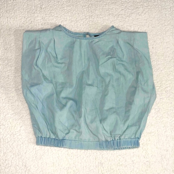 Short Cap Sleeve T-shirt Top with Padded Shoulders - Picture 2 of 10